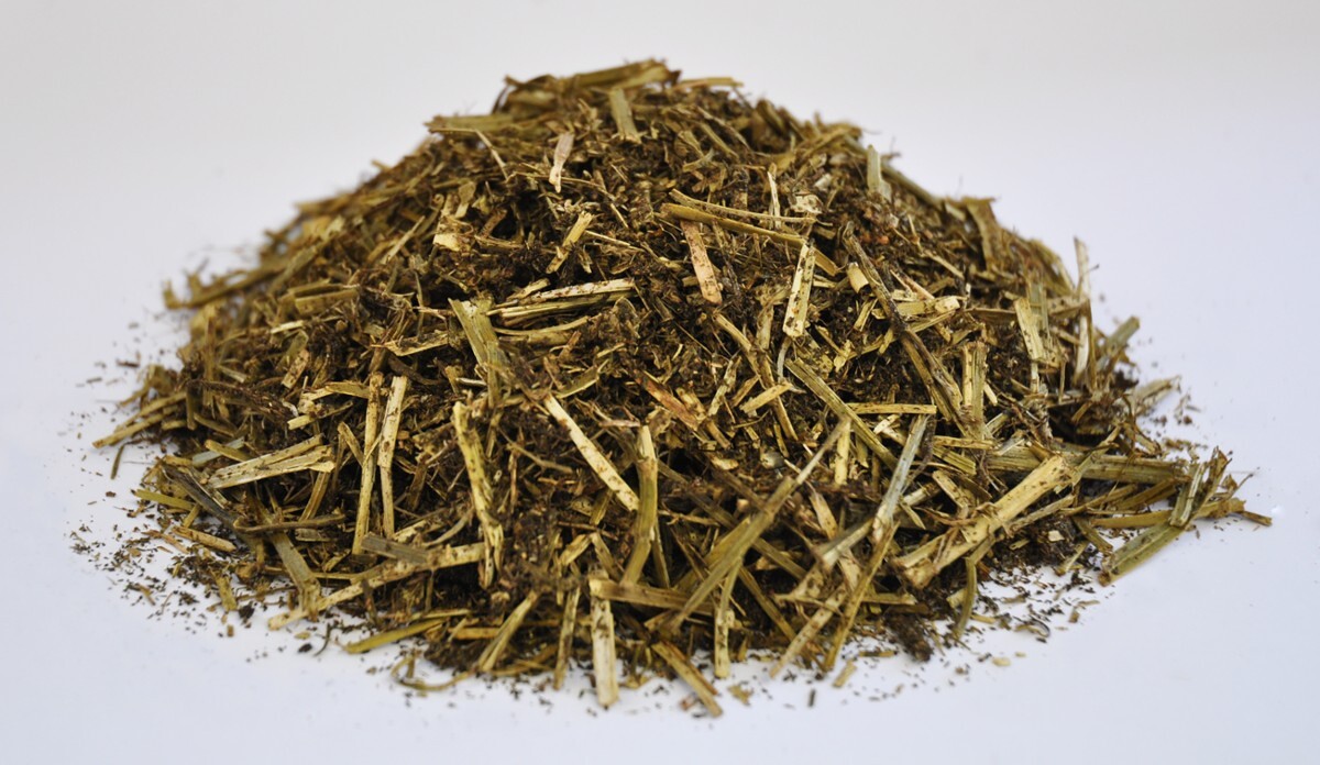 Dengie ALFA-A Original 20 kg - sieczka z lucerny dla koni, żywienie koni