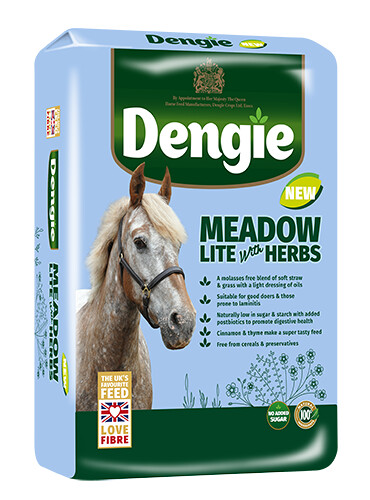 Dengie Meadow Lite with Herbs 15kg – sieczka dla koni z nadwagą i kuców na odchudzanie i ochwat