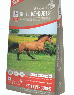 Saracen Re-Leve Cubes 20 kg – bezzbożowa, niskoskrobiowa pasza dla koni sportowych, na wrzody