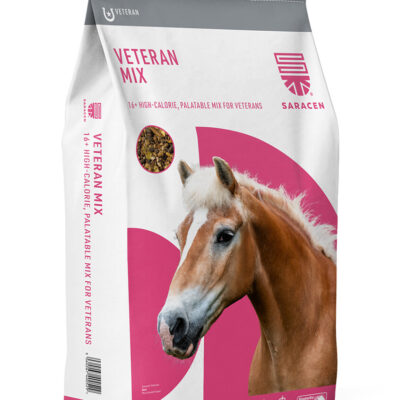 Saracen Veteran Mix 20 kg – Niskoskrobiowa pasza, musli dla koni starszych na masę i kondycję