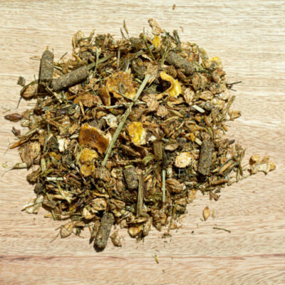 Feed-pile_with-background_Equilac-Müsli-1024×683 St. Hippolyt Equilac 20 kg – Musli, pasza dla klaczy źrebnych i karmiących na prawidłowy rozwój płodu, laktację i jakość mleka