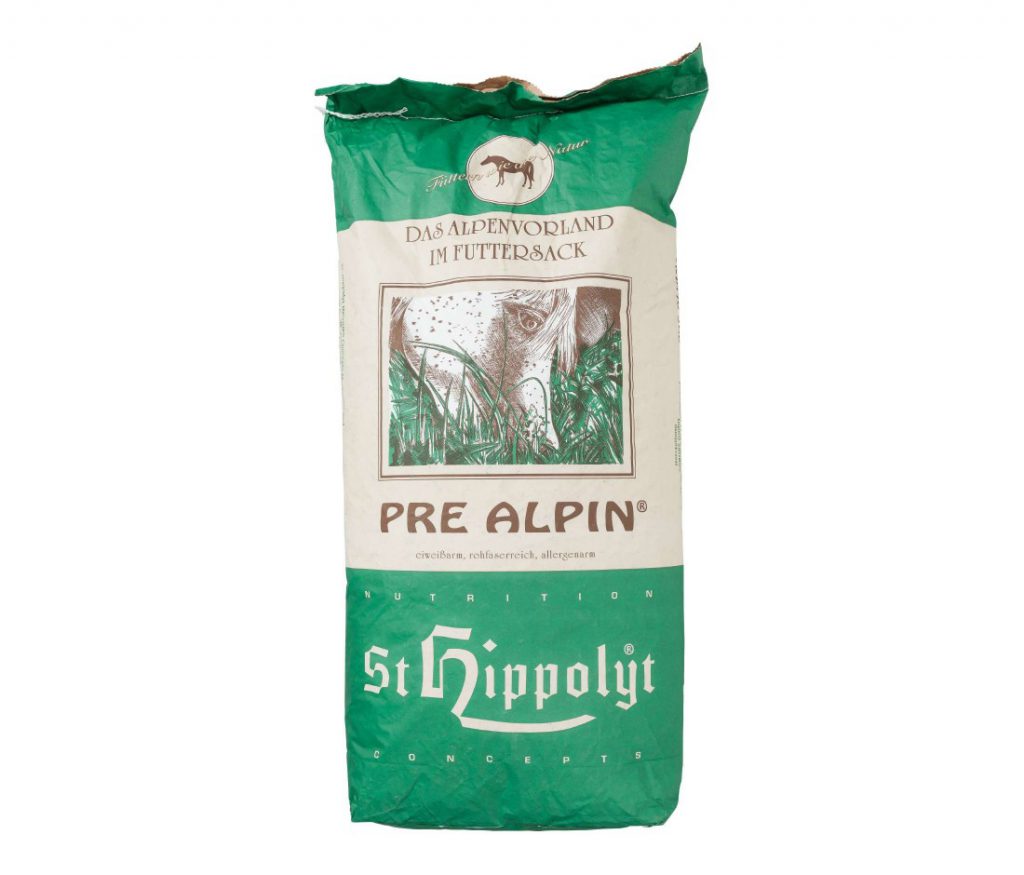 St. Hippolyt PreAlpin Wiesencobs 25 kg – Niskocukrowe trawokulki dla koni, ochwat, wrzody